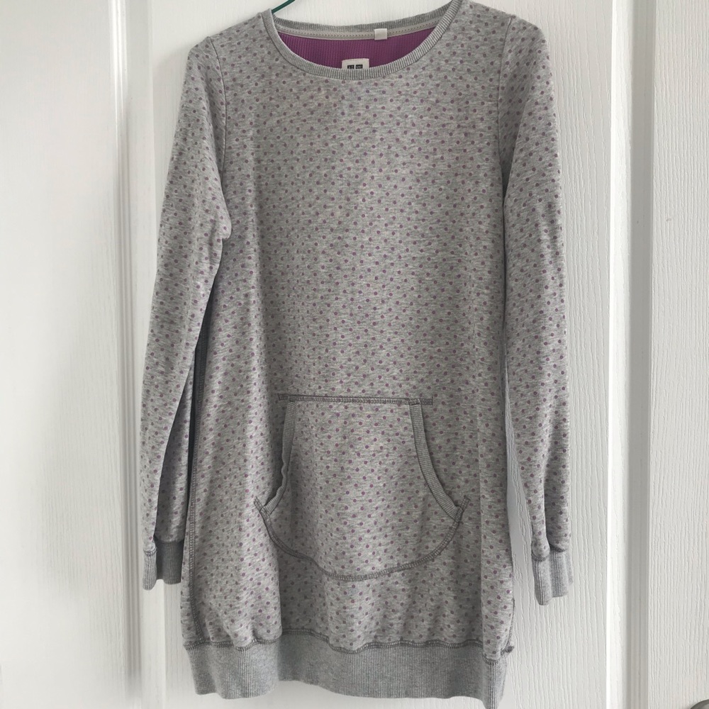Uniqlo long pullover sweatshirt size S